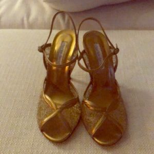 Charles David Sz 8 Bronze strapping Heels